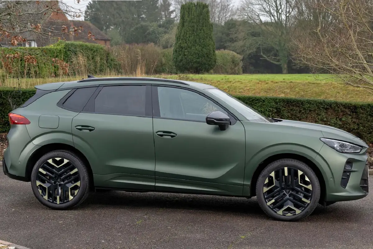 Maali matt autossa – näin pidät sen kauniina ja puhtaana ilman riskejä