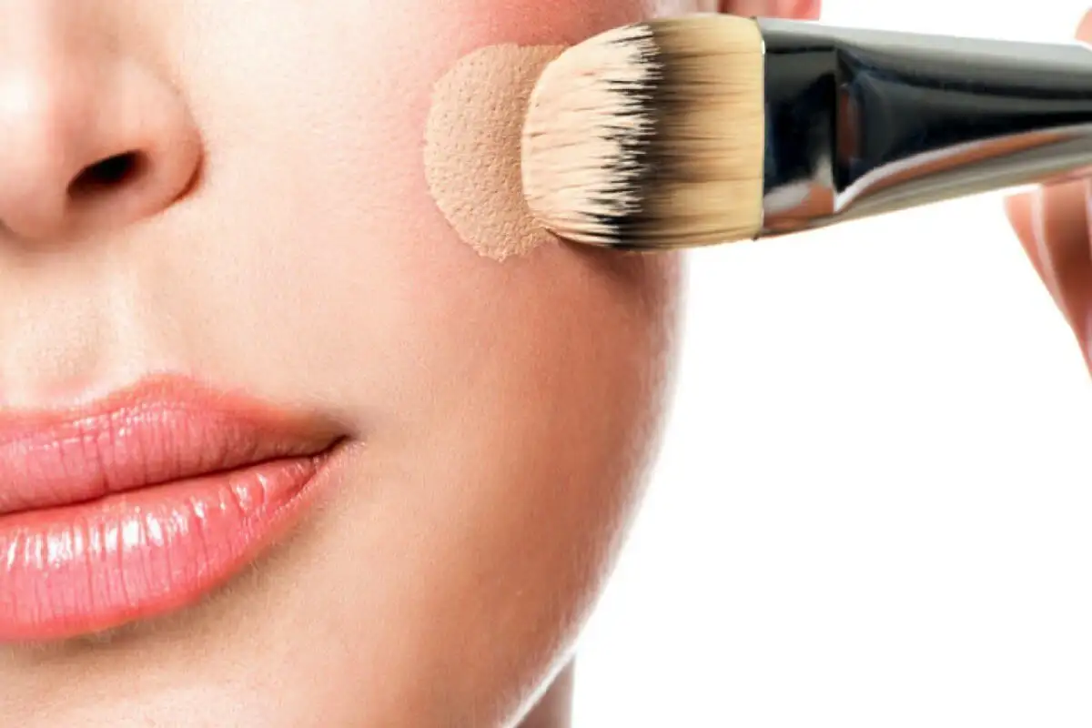 Näin valitset oikean meikkivoiteen – kattava opas luonnolliseen ja kauniiseen ihoon